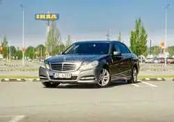Mercedes E220